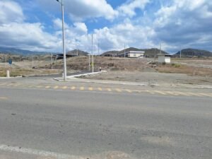 2 LOTES JUNTO A LA HOSTERIA PUESTA DEL SOL/CATAMAYO