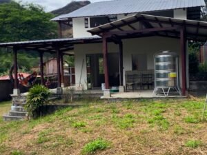 CASA DE CAMPO EN VILCABAMBA