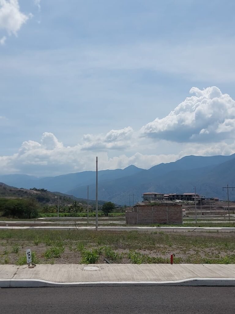 LOTE JUNTO A LA HOSTERIA PUESTA DEL SOL