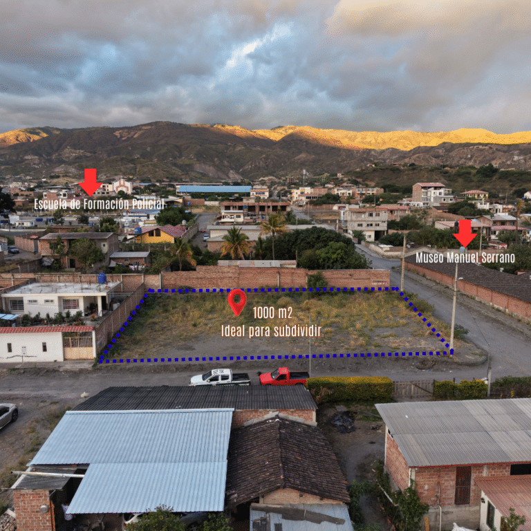 TERRENO ESQUINERO DE 1000m2 EN SAN JOSÉ,CATAMAYO